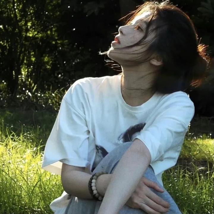 走夜路的男人
